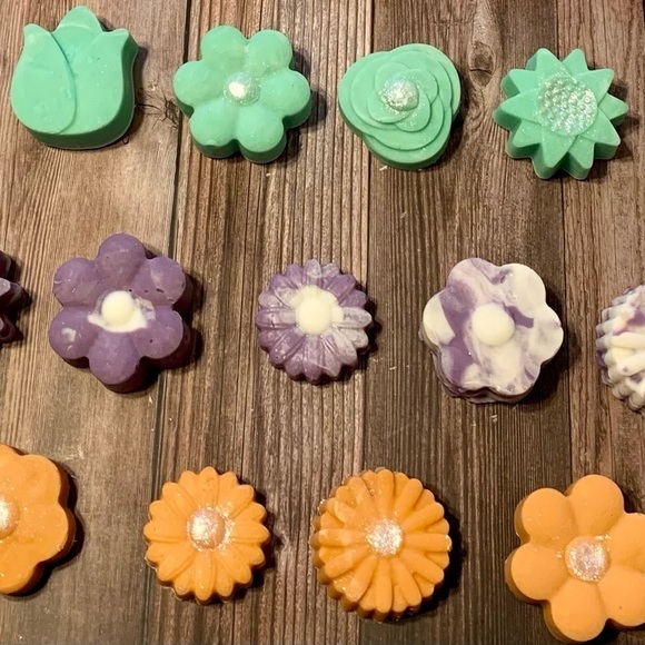 Set Of 2 Hand Crafted Artisan Soap Flowers - Your Choice of Pretty Spring Colors - Picture 4 of 5